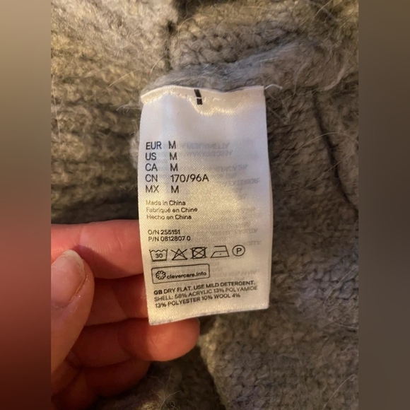 H&M Heather Gray Women's Crew Neck Sweater - Picture 5 of 5